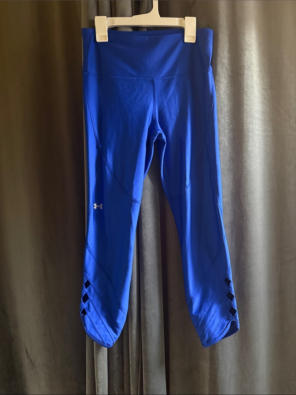 Under Armour Blue Cropped Performance Leggings